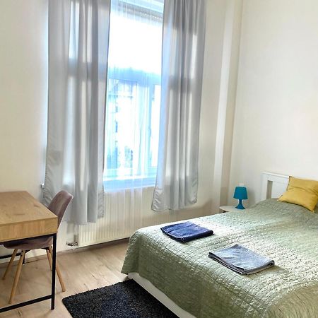 B32 Gellert Apartment Budapeste Exterior foto