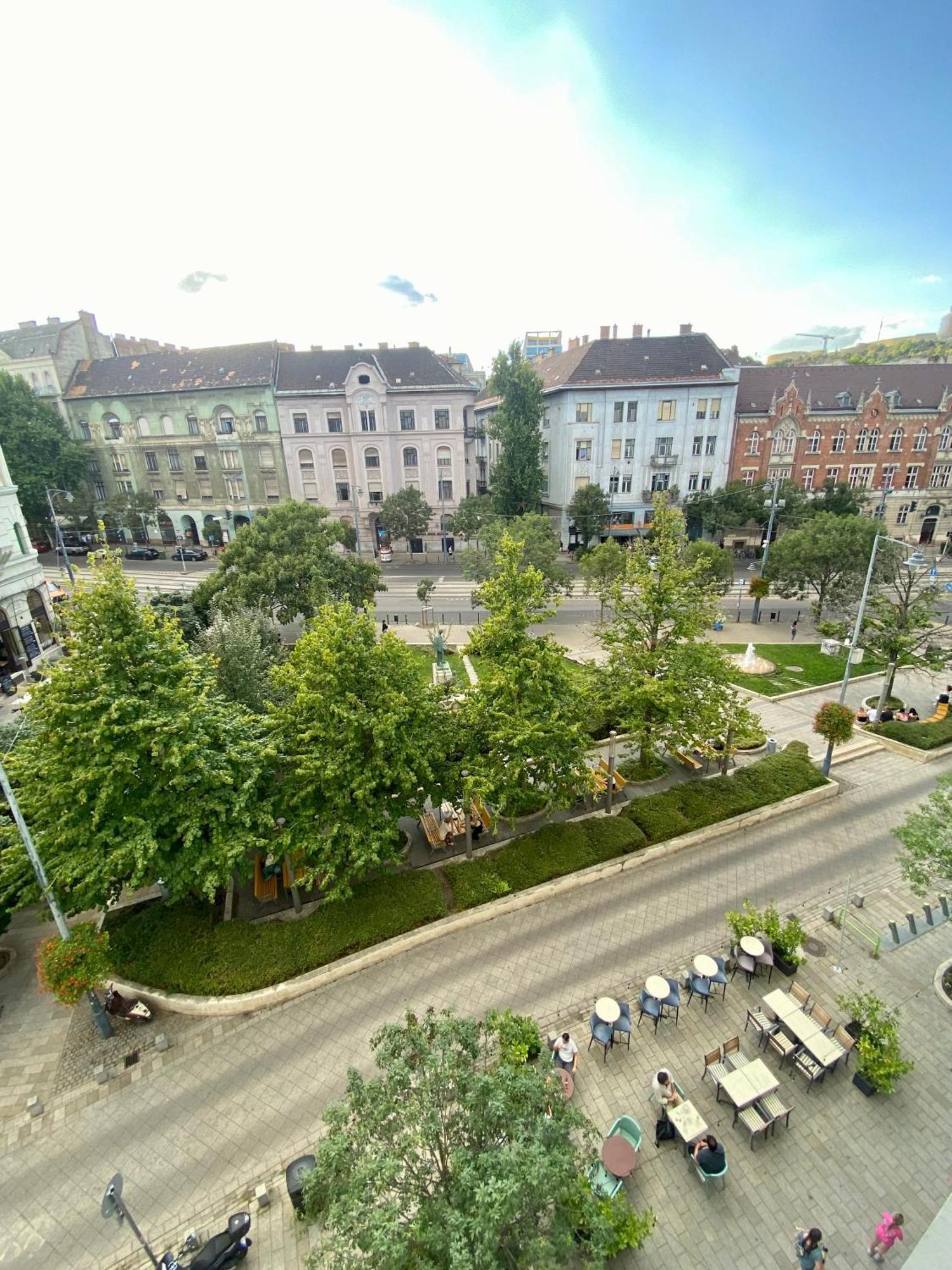 B32 Gellert Apartment Budapeste Exterior foto